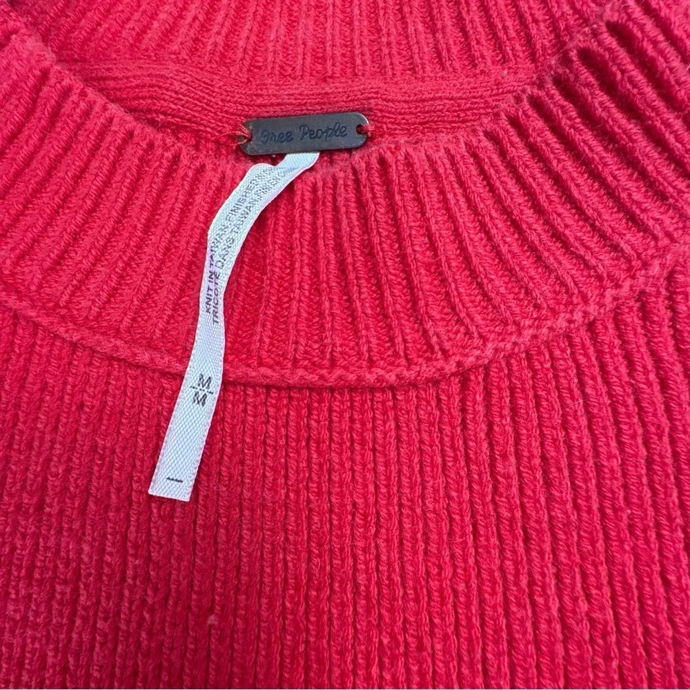 Free People M Very Oversized Red Ribbed Knit Sweater Dole man Sleeve